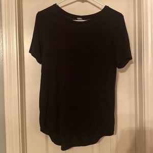 Plain black women’s Old Navy shirt size small